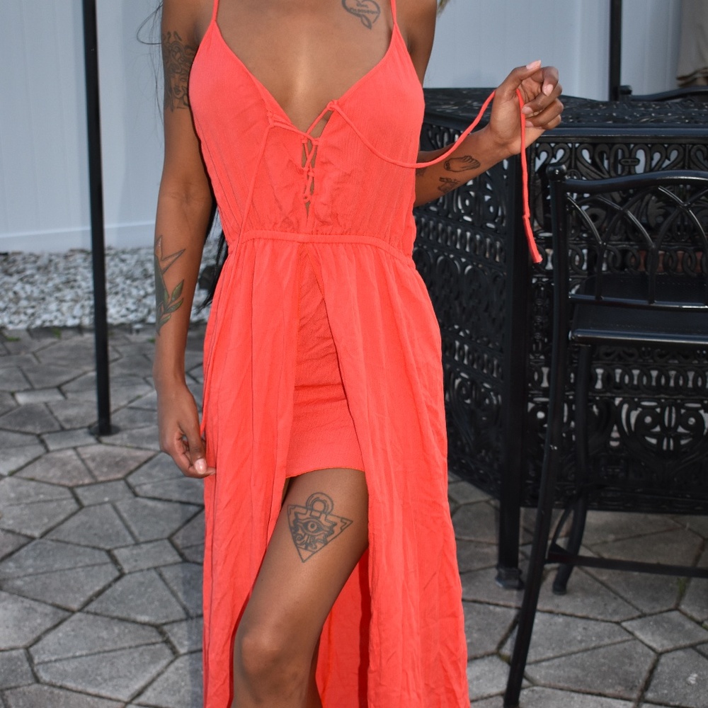 criss cross strapped dress